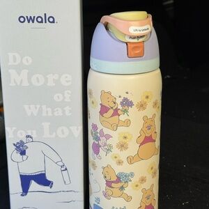 Owala x Winnie the Pooh Pastel Floral Stainless Water Bottle